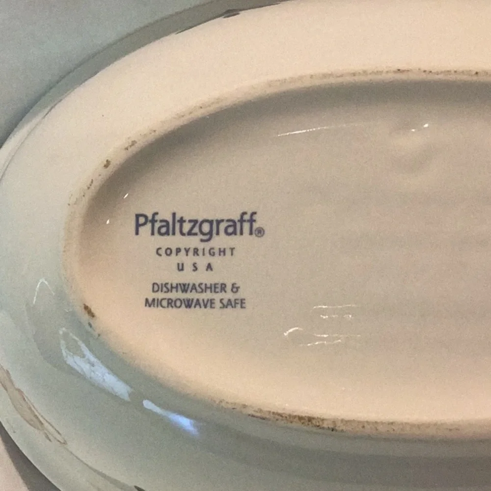 Pfaltzgraff Snow Bear Oval Bowl